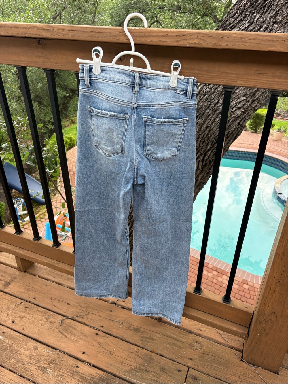 Light Wash Women’s Straight-Leg Jeans - Light Blue - Picture 3 of 4